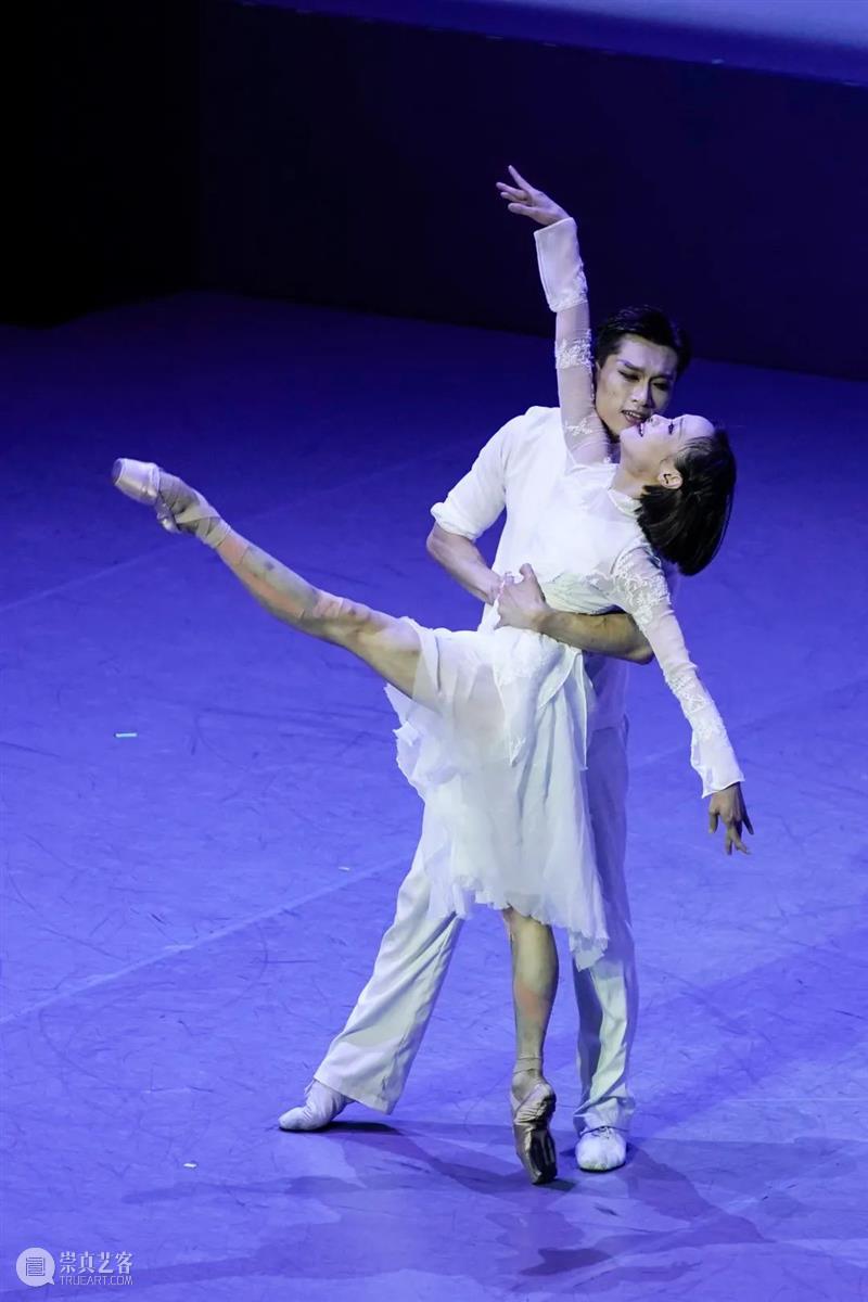 桂花落尽见丁香,王亚彬导演芭蕾新作《我的名字叫丁香》明日开票 国舞剧场 名字 丁香 王亚彬 导演 芭蕾 新作 疫情 缘故 而今 桂花 崇真艺客